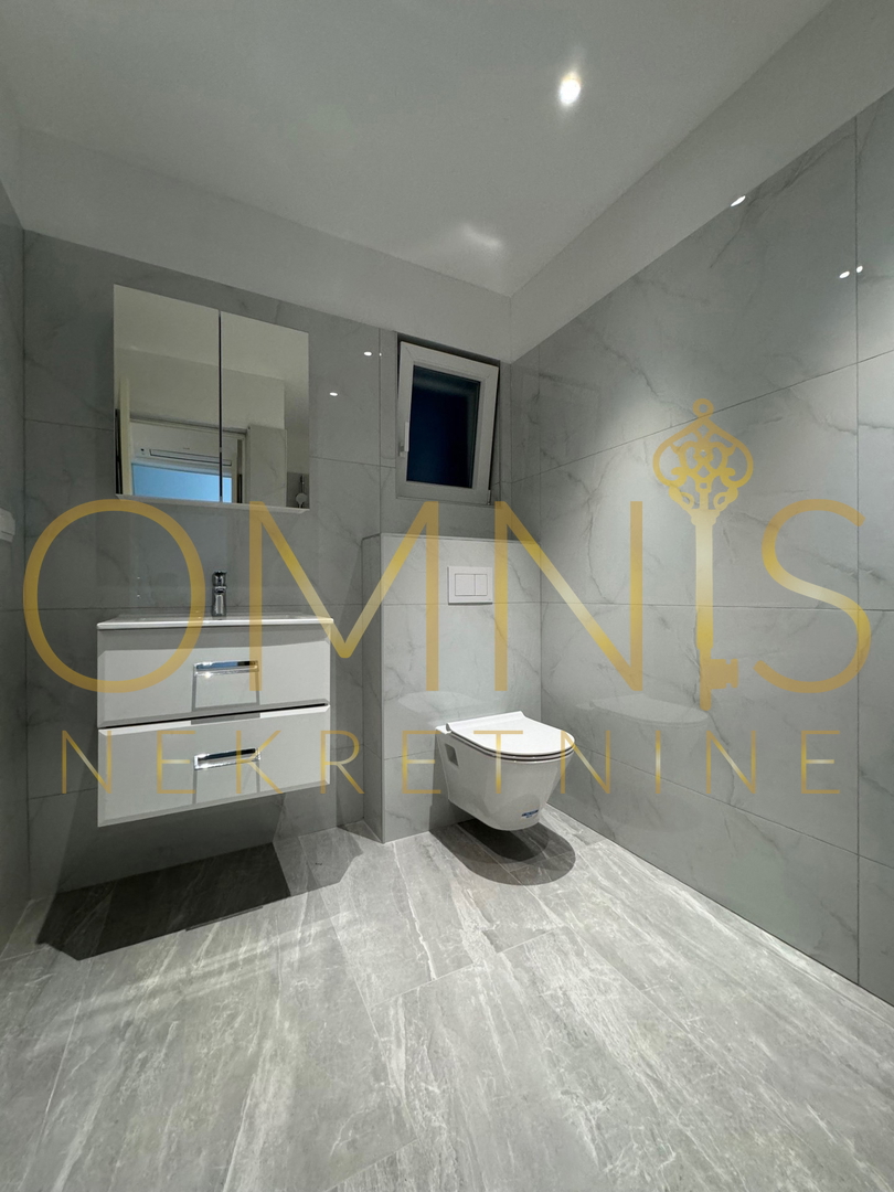 Vrbnik, isola di Krk – casa moderna con piscina e giardino