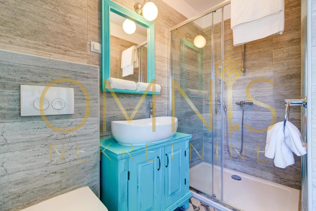 FAŽANA – RISTORANTE E BOUTIQUE HOTEL HERITAGE IN UN EDIFICIO DI 500 ANNI, A 100 m DAL MARE