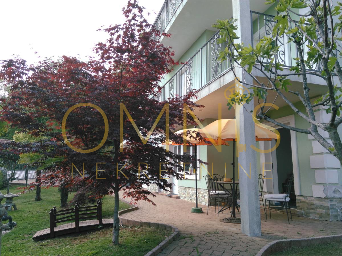 Casa indipendente a Kastav – ristrutturata, spaziosa e ideale per la vita familiare o per il turismo