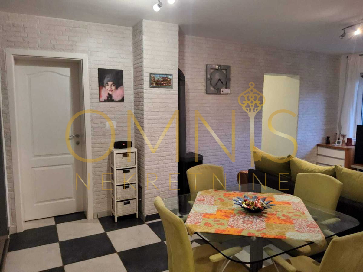 Casa indipendente a Kastav – ristrutturata, spaziosa e ideale per la vita familiare o per il turismo