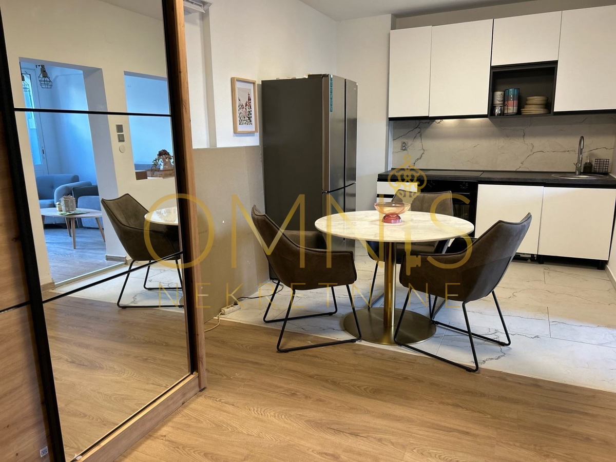 IN VENDITA – VILLA INDIPENDENTE A ŠILO (ISOLA DI KRK) – COMPLETAMENTE RISTRUTTURATA E A SOLI 5 MINUTI DALLA SPIAGGIA