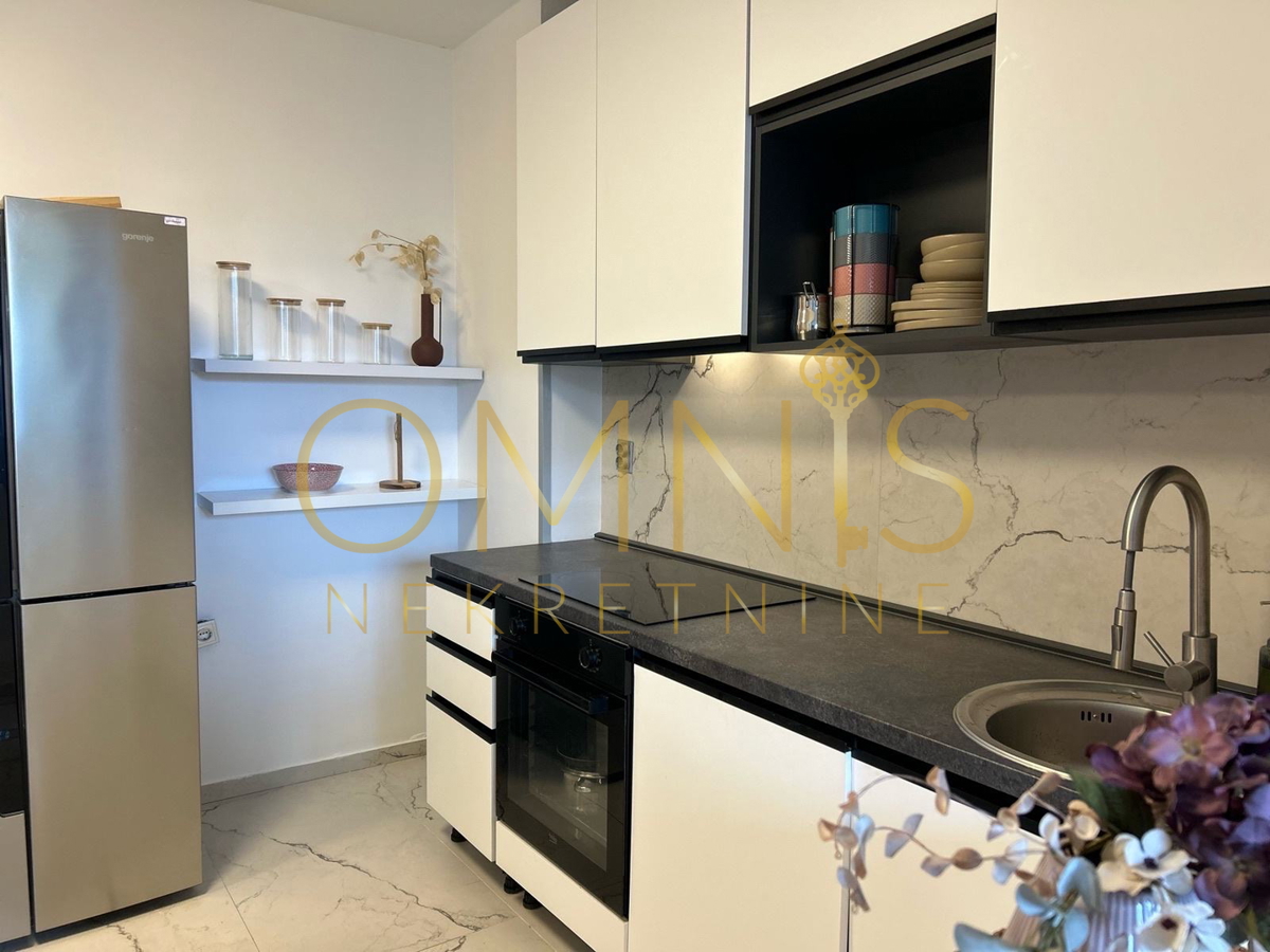 IN VENDITA – VILLA INDIPENDENTE A ŠILO (ISOLA DI KRK) – COMPLETAMENTE RISTRUTTURATA E A SOLI 5 MINUTI DALLA SPIAGGIA