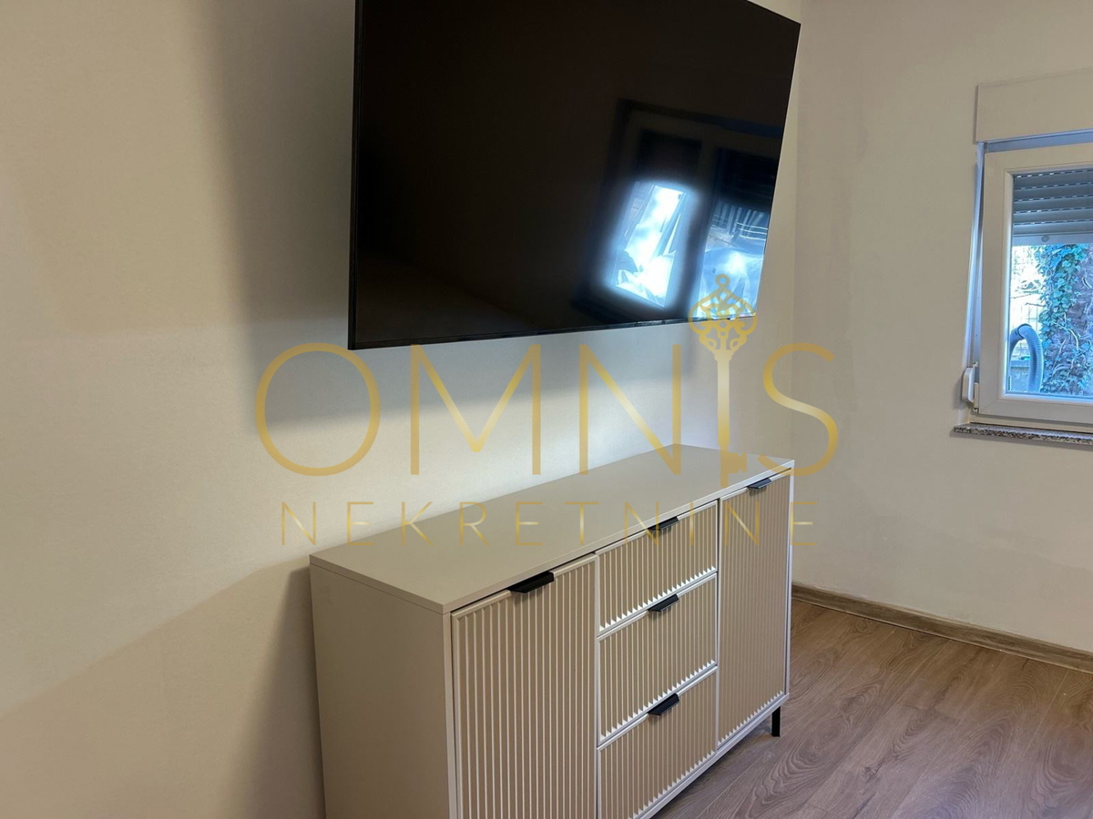 IN VENDITA – VILLA INDIPENDENTE A ŠILO (ISOLA DI KRK) – COMPLETAMENTE RISTRUTTURATA E A SOLI 5 MINUTI DALLA SPIAGGIA