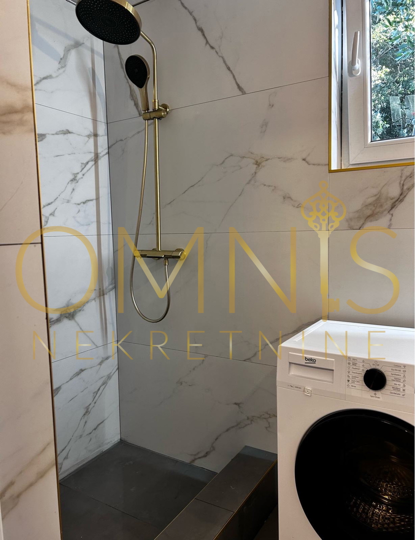 IN VENDITA – VILLA INDIPENDENTE A ŠILO (ISOLA DI KRK) – COMPLETAMENTE RISTRUTTURATA E A SOLI 5 MINUTI DALLA SPIAGGIA