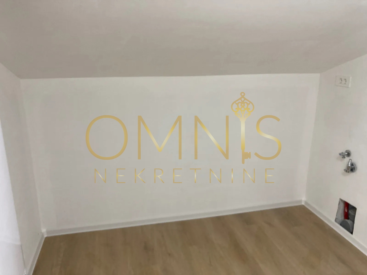 Rovinj, mansarda, 2S+DB, 116m2, vendita!