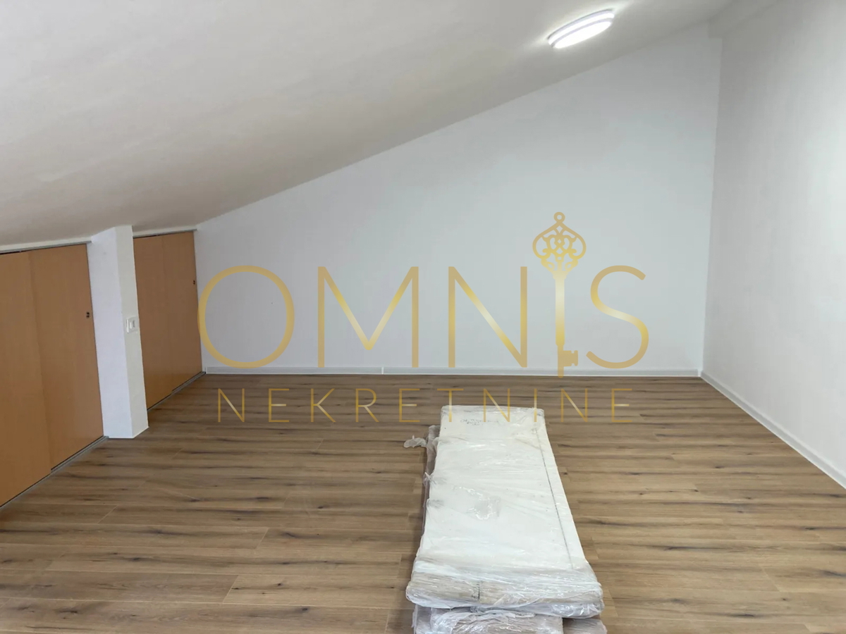 Rovinj, mansarda, 2S+DB, 116m2, vendita!