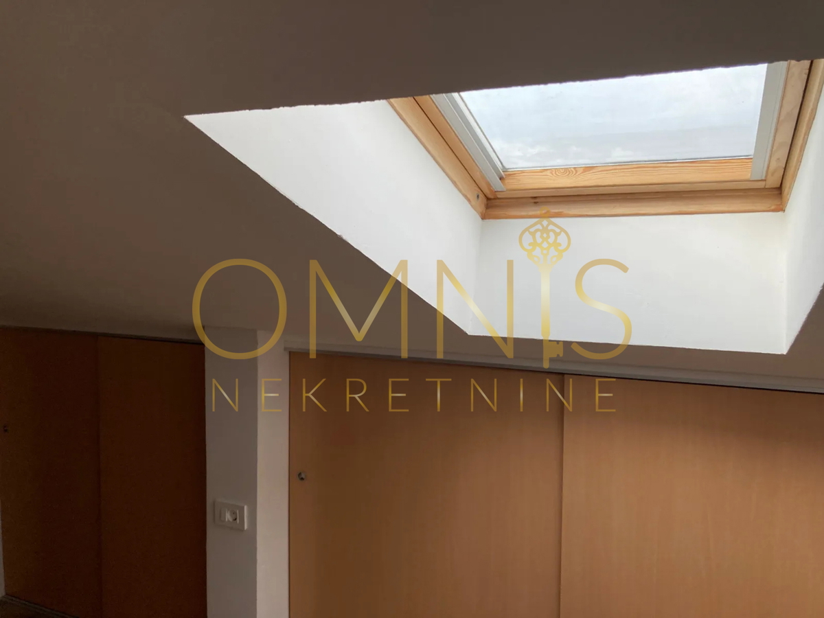 Rovinj, mansarda, 2S+DB, 116m2, vendita!