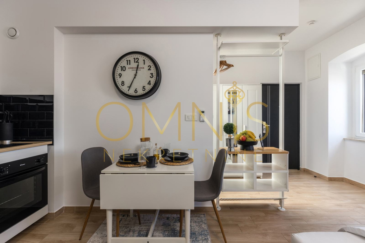 Vendesi appartamento completamente ristrutturato con parcheggio – Fiume, Potok