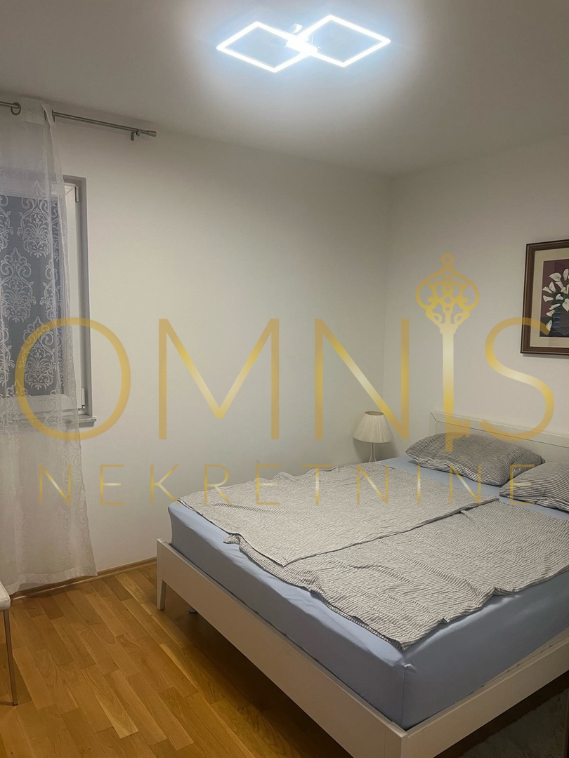 Appartamento con vista mare, terrazza, giardino – Pinezići, Krk