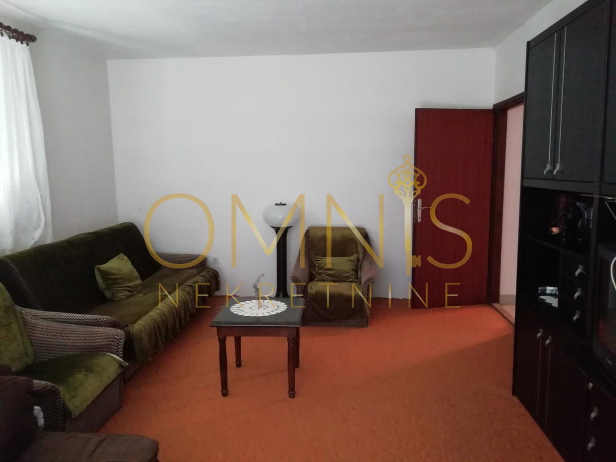 CRIKVENICA – GRIŽANE, casa di 300 m², a 5 km dal mare, grande cortile di 500 m²