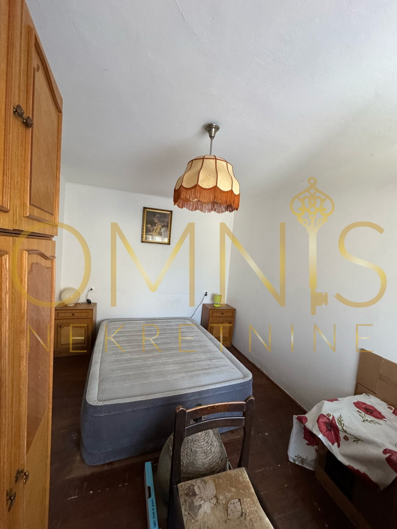 OPPORTUNITÀ RARA – VILLA INDIPENDENTE CON VISTA MARE, KOSTRENA