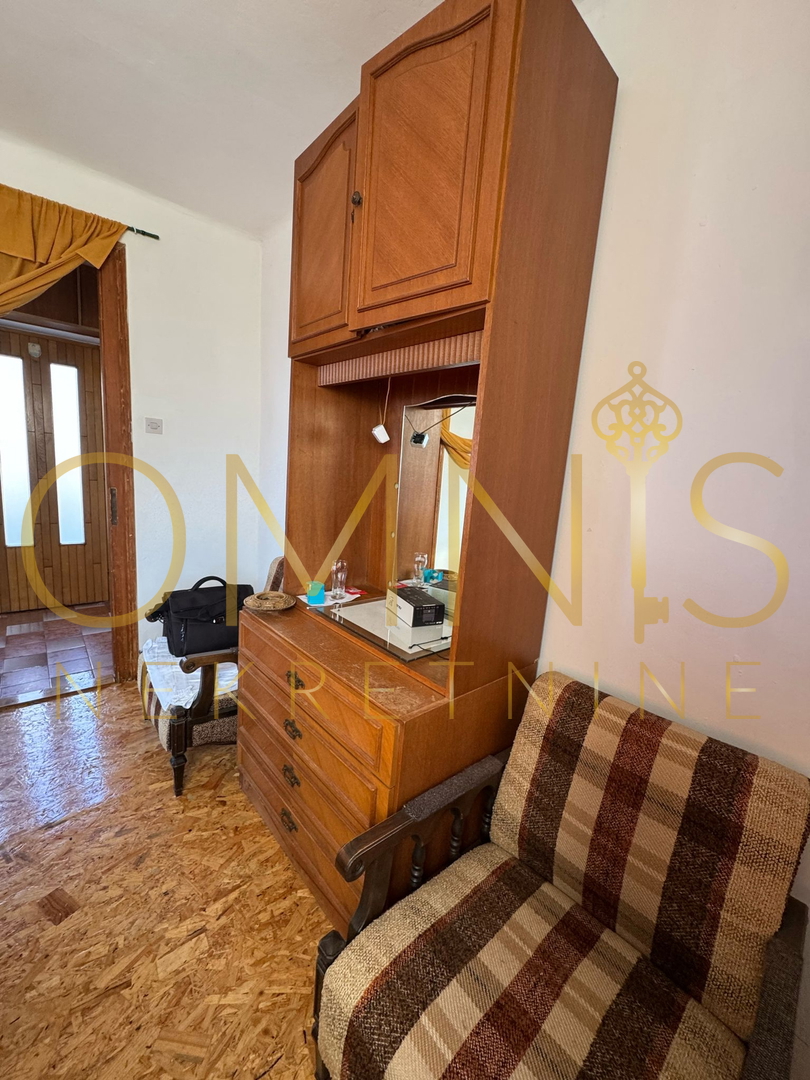 OPPORTUNITÀ RARA – VILLA INDIPENDENTE CON VISTA MARE, KOSTRENA