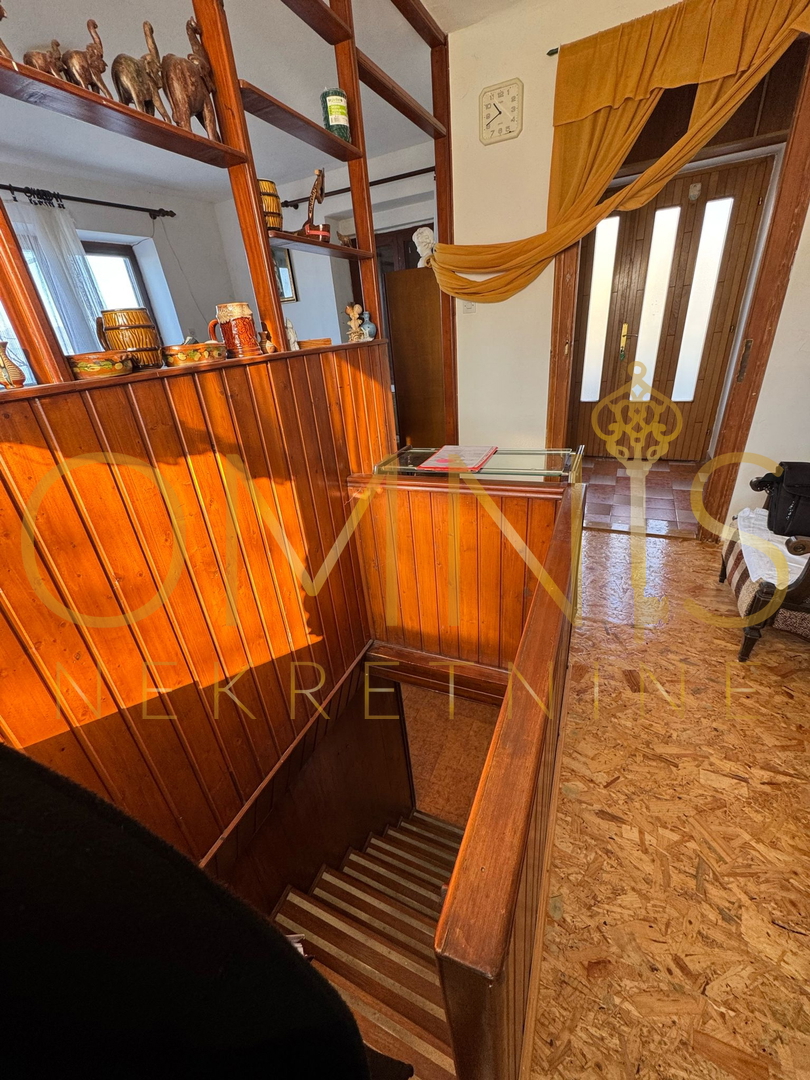 OPPORTUNITÀ RARA – VILLA INDIPENDENTE CON VISTA MARE, KOSTRENA