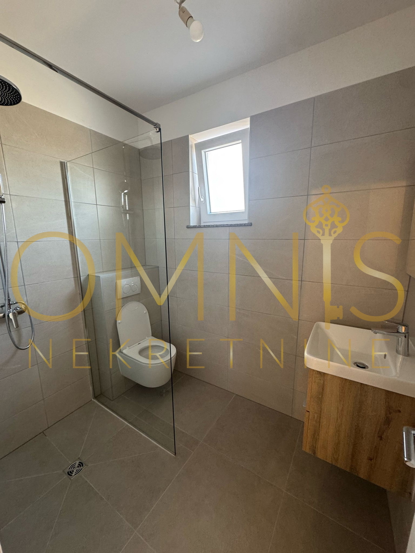 Vendita - Nuova costruzione, 97 m² + 76 m² di giardino, due bagni - Occasione!