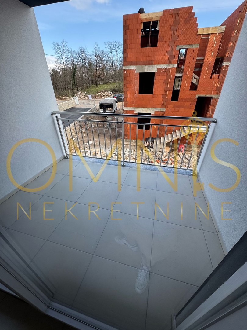 Vendita - Nuova costruzione, 97 m² + 76 m² di giardino, due bagni - Occasione!