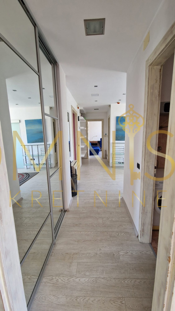 Rijeka, Centro - appartamento signorile 2 camere più soggiorno, due logge, in vendita!