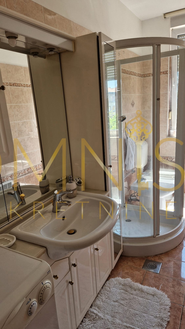 Rijeka, Centro - appartamento signorile 2 camere più soggiorno, due logge, in vendita!