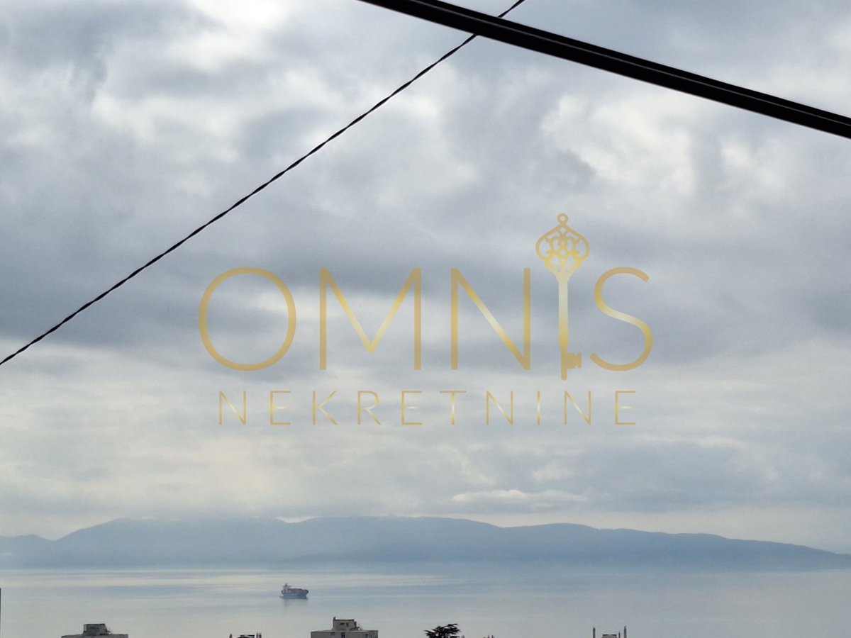 Trsat, piano con giardino e vista!