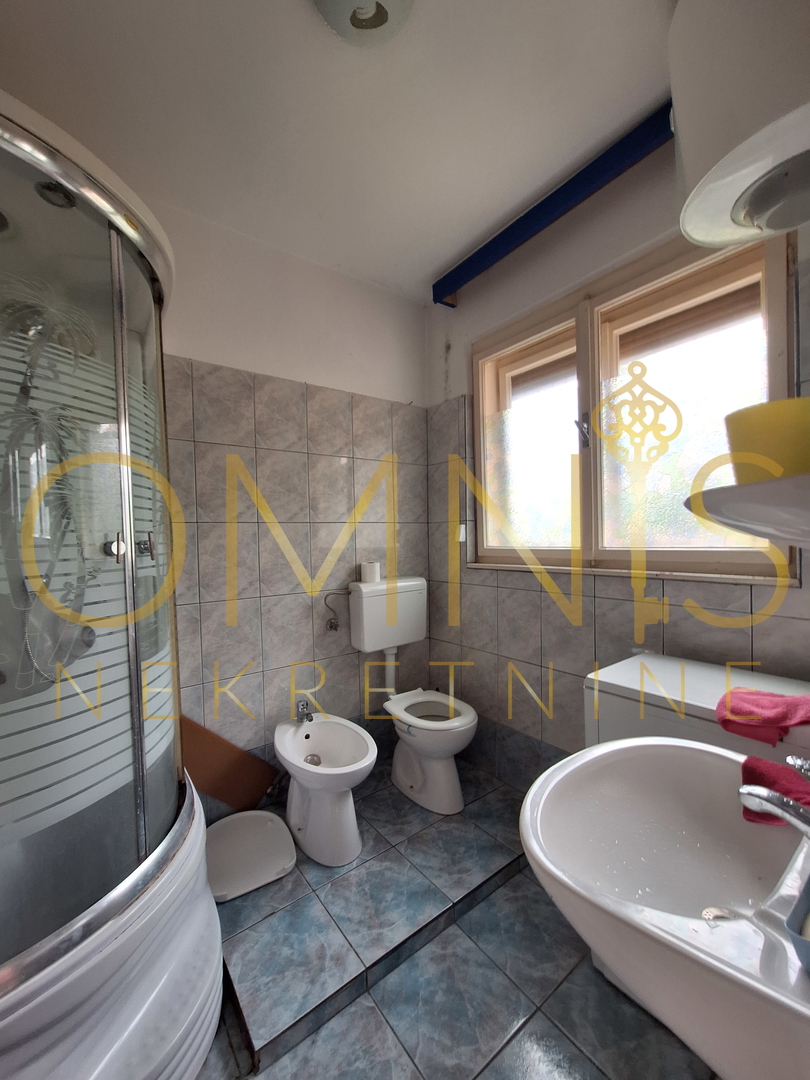 Trsat, piano con giardino e vista!