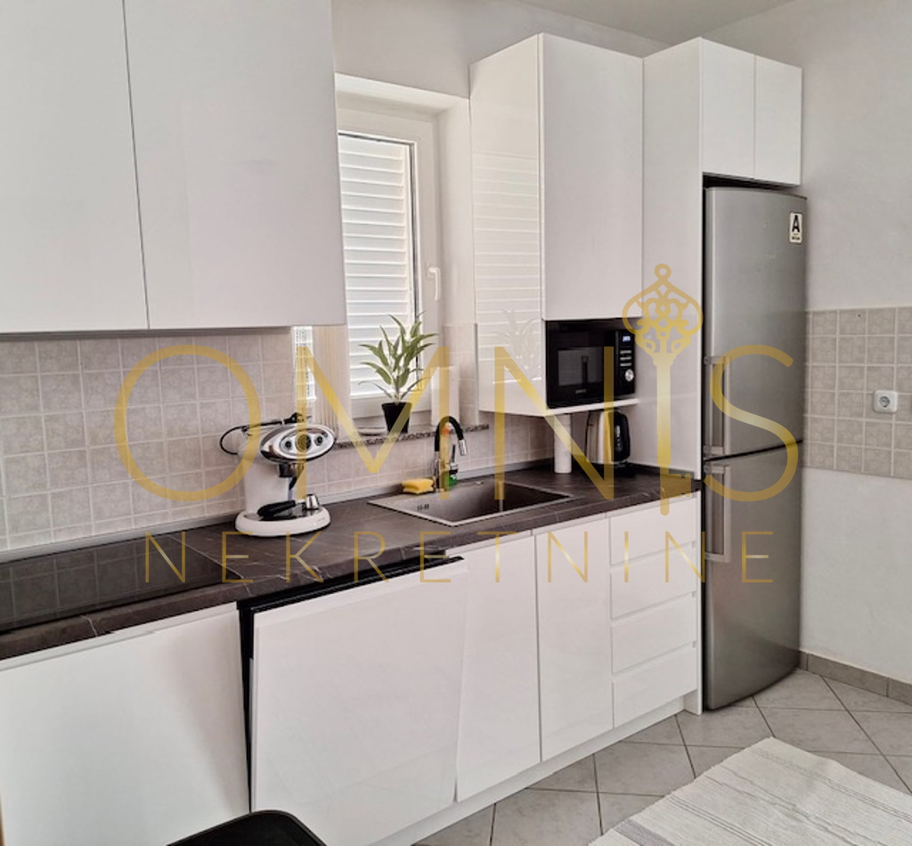 Malinska – Appartamento moderno a 400 m dal mare