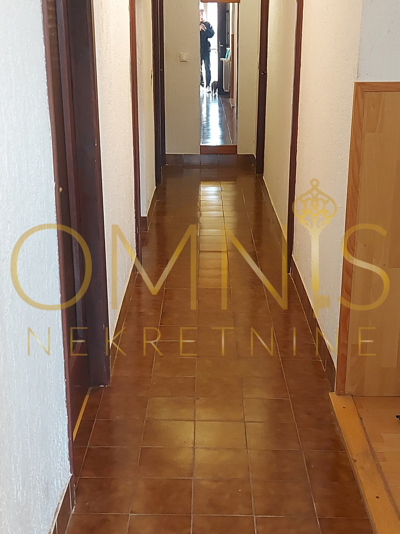 Ampio appartamento con vista panoramica sul Kvarner – Kastav