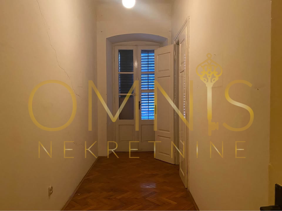 In vendita appartamento nel centro di Rijeka – 98,54 m², 1° piano