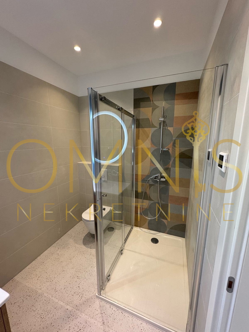 TRILOCALE - VOJAK, 97 m² (VENDITA)