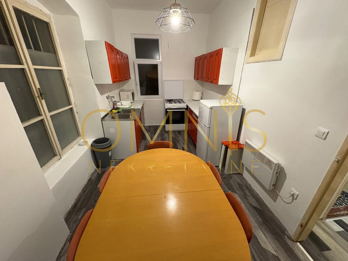 Appartamento nel centro di Fiume con affitto attivo – ottimo investimento