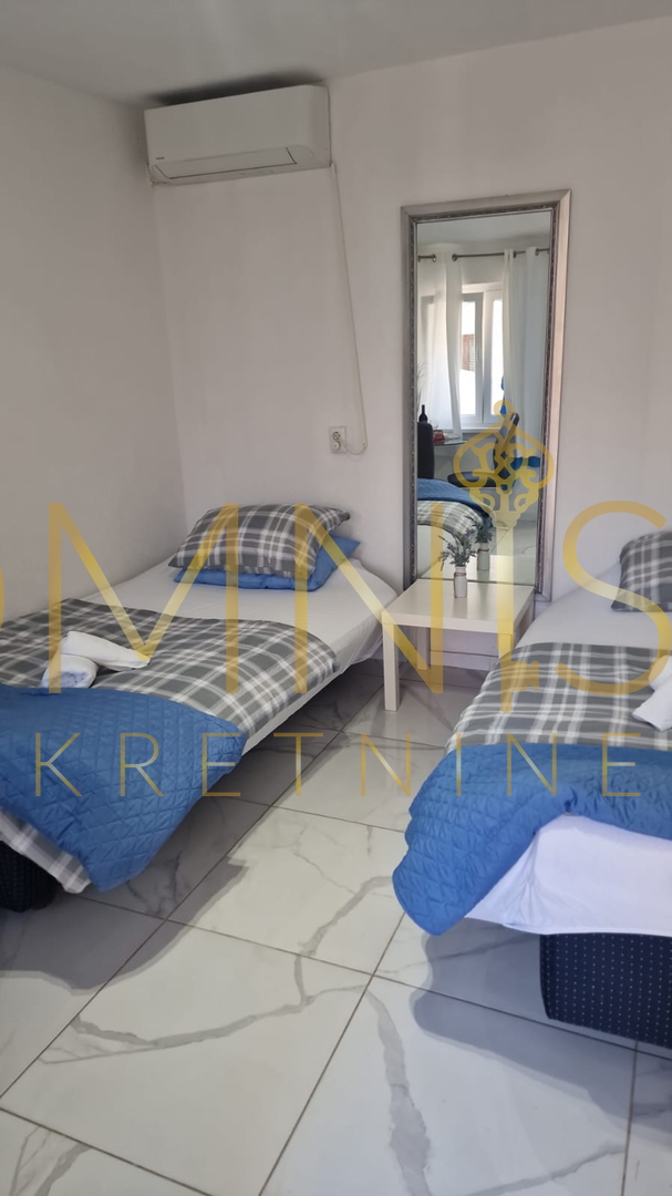 Casa ristrutturata con monolocale nel centro di Crikvenica