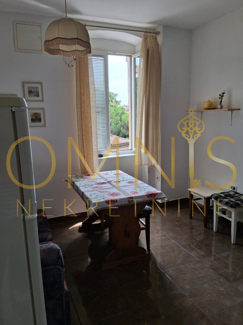 Rijeka, Školjić – appartamento trilocale di 67 m², 1° piano, ottima posizione