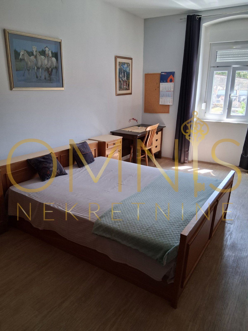 Rijeka, Školjić – appartamento trilocale di 67 m², 1° piano, ottima posizione