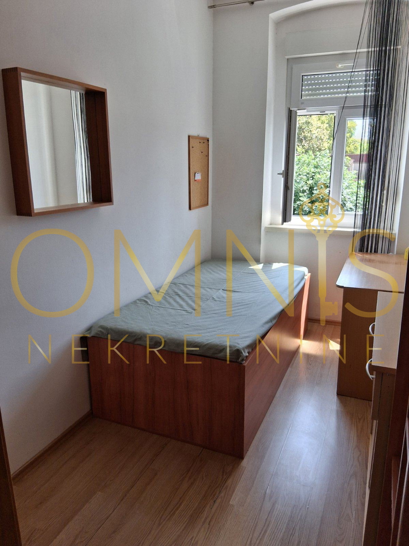 Rijeka, Školjić – appartamento trilocale di 67 m², 1° piano, ottima posizione