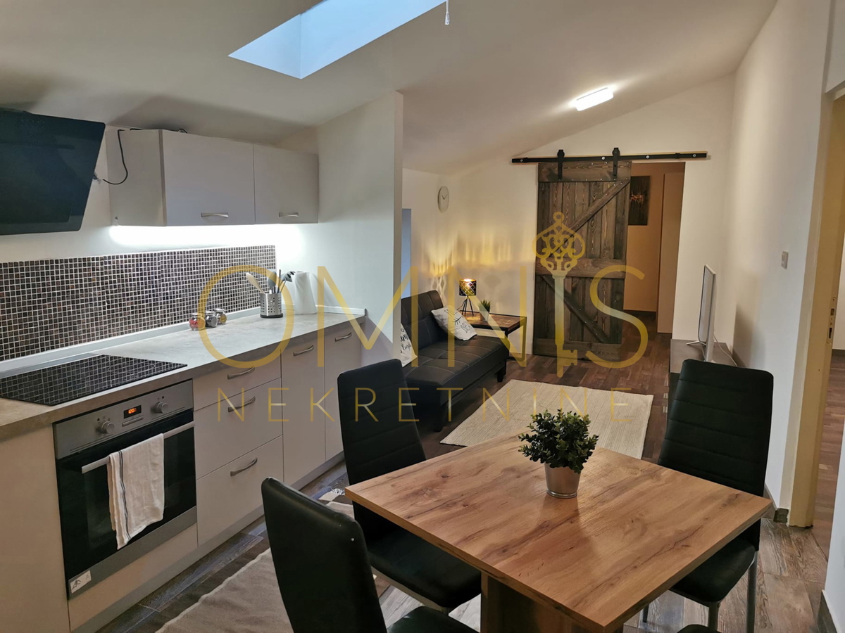 Appartamento moderno a Potok – 48m², completamente ristrutturato e arredato!