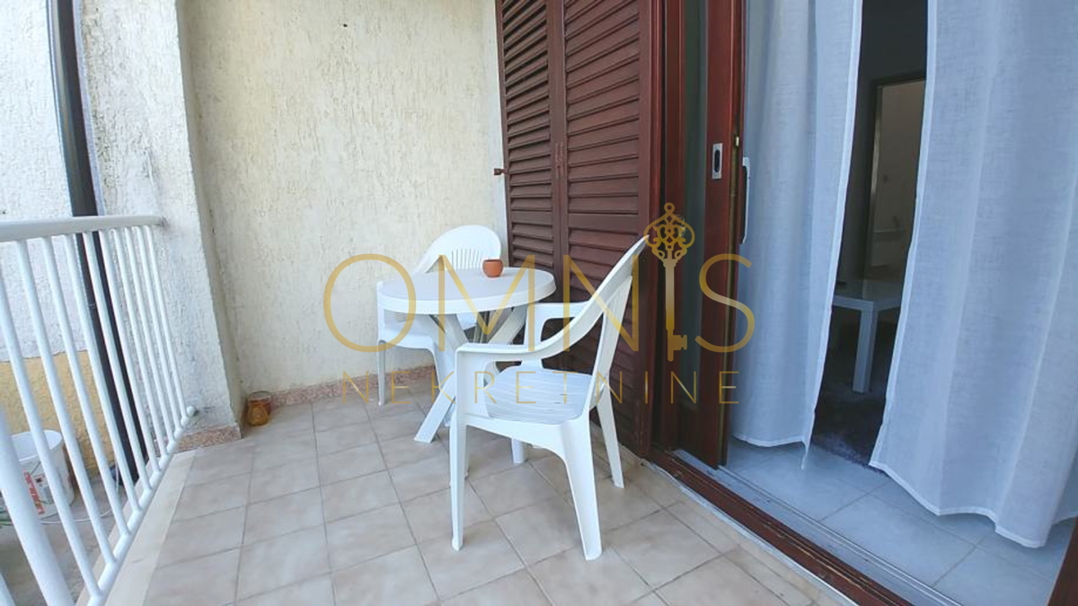 Krk, appartamento, monolocale con soggiorno e angolo cottura, 34,80 m², piano terra, in vendita!