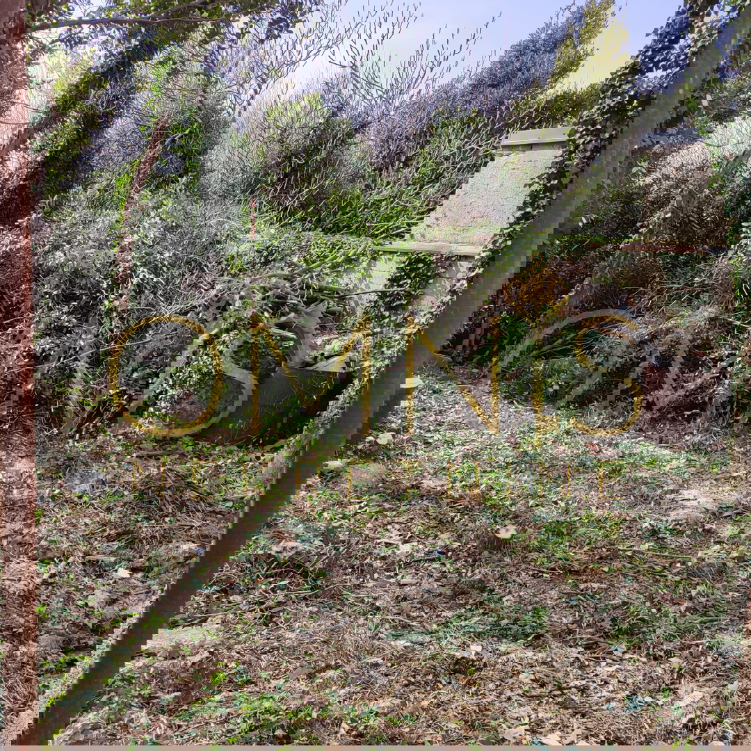 In vendita casa allo stato grezzo a Jadranovo, 98 m², con terreno – vicino al mare