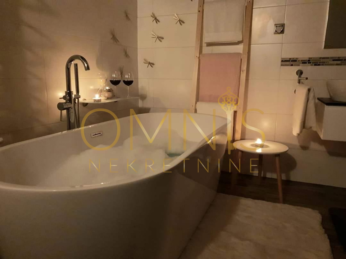 Bellissima casa per le vacanze a Ravna Gora, 345 m² + terreno 1300 m²