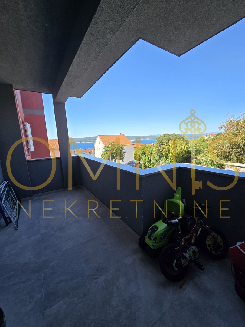 Crikvenica, 3 camere più soggiorno e sala da pranzo, 125 m2, vendita!