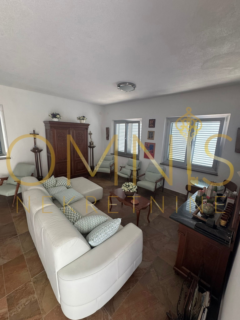 Mošćenička Draga – Casa ristrutturata sul mare con vista mare