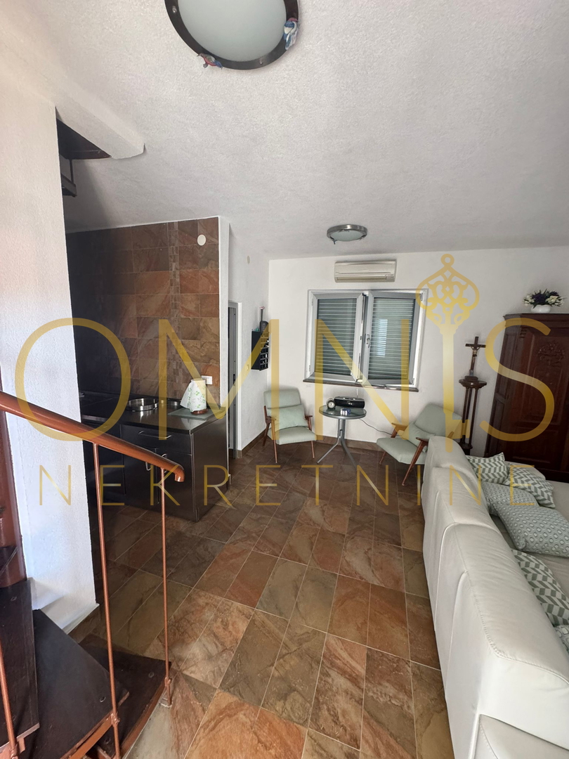 Mošćenička Draga – Casa ristrutturata sul mare con vista mare