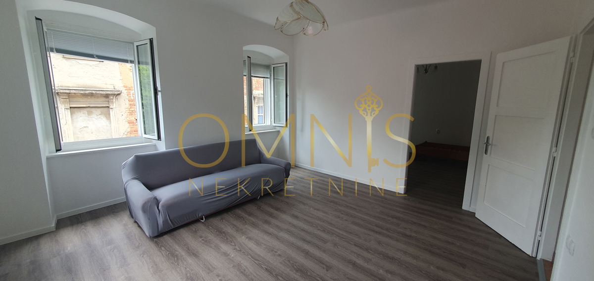 Rijeka, Podmurvice - 70,64m2, 3 camere, cucina soggiorno, ristrutturato!