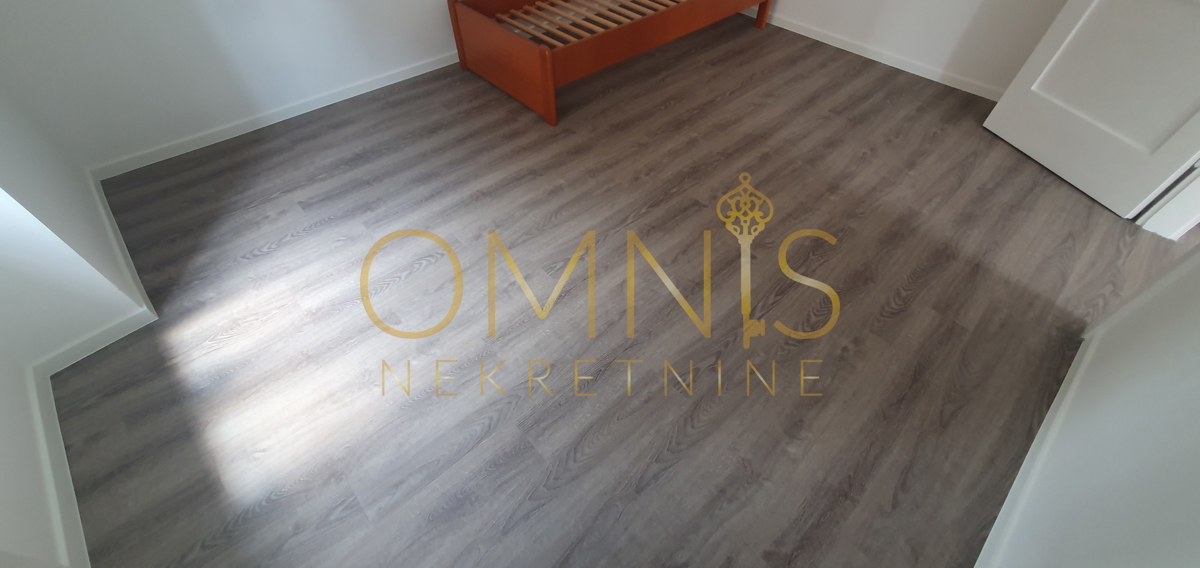 Rijeka, Podmurvice - 70,64m2, 3 camere, cucina soggiorno, ristrutturato!