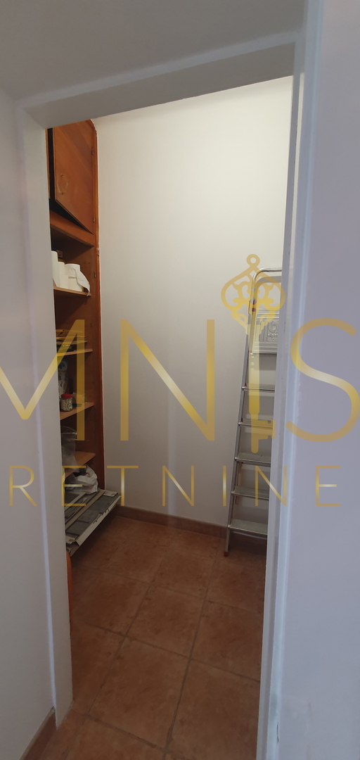 Rijeka, Podmurvice - 70,64m2, 3 camere, cucina soggiorno, ristrutturato!