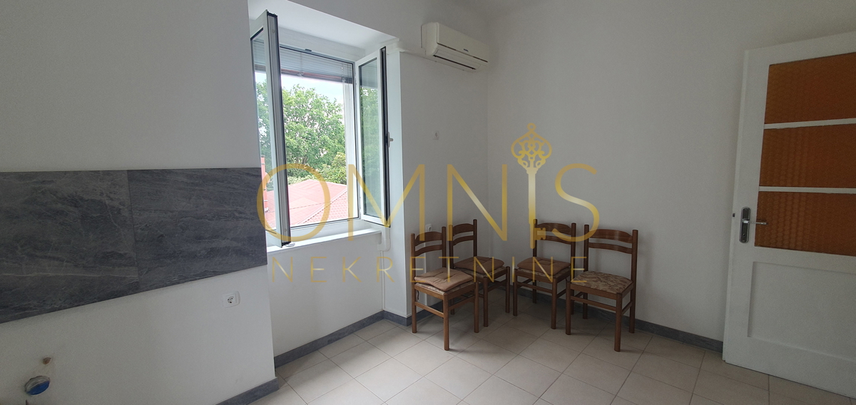 Rijeka, Podmurvice - 70,64m2, 3 camere, cucina soggiorno, ristrutturato!