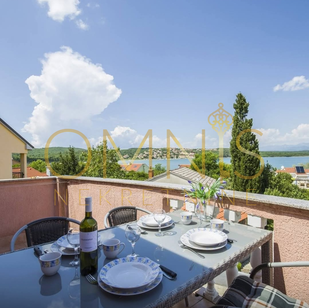 Krk, Dobrinj - 1S+DB, 48m2, vista mare, vendita!