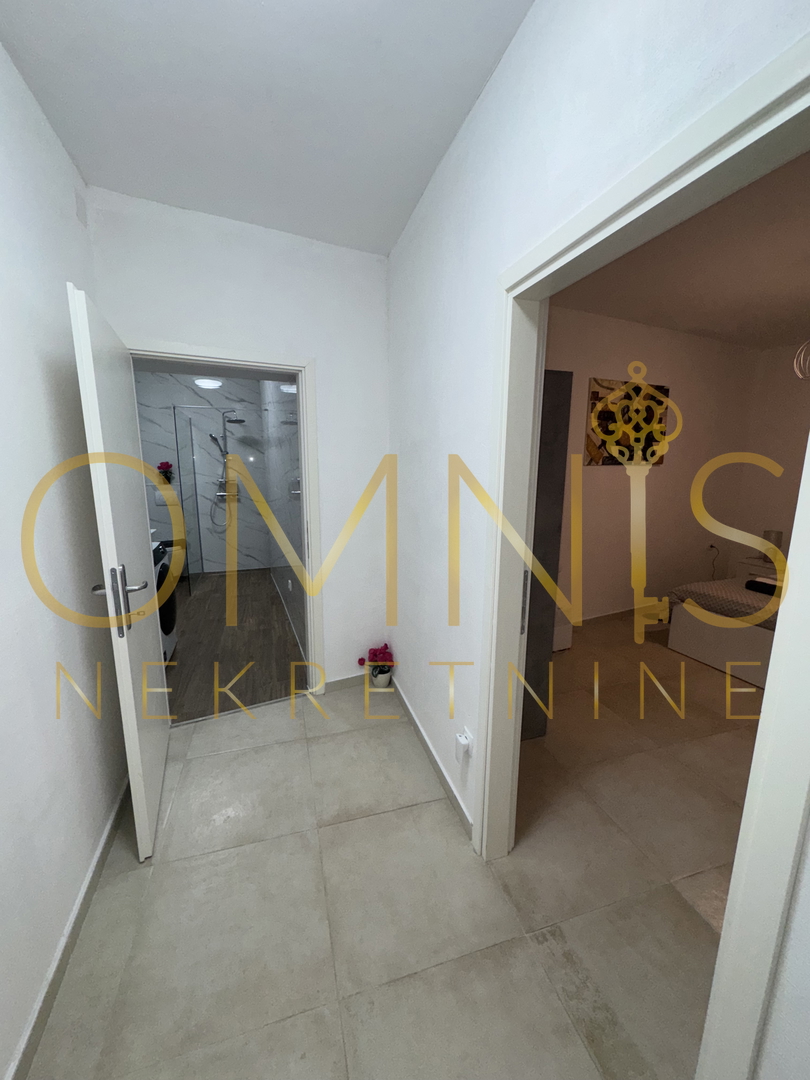 In vendita una casa plurifamiliare con spazio commerciale - Kastav, Spinčići