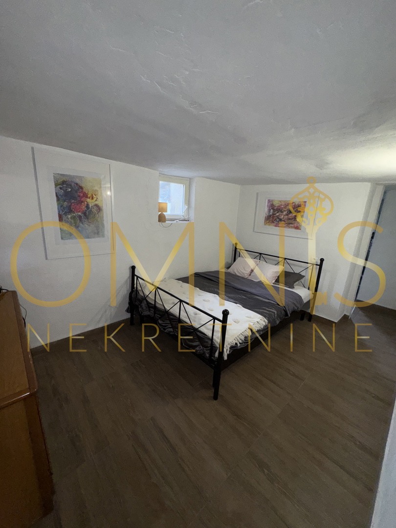 In vendita una casa plurifamiliare con spazio commerciale - Kastav, Spinčići