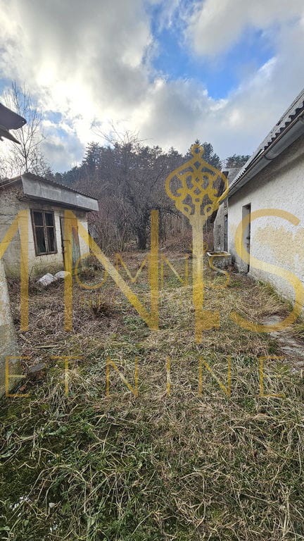 Fužine, Lič, casa di 100 m2, terreno di 600 m2, in vendita!