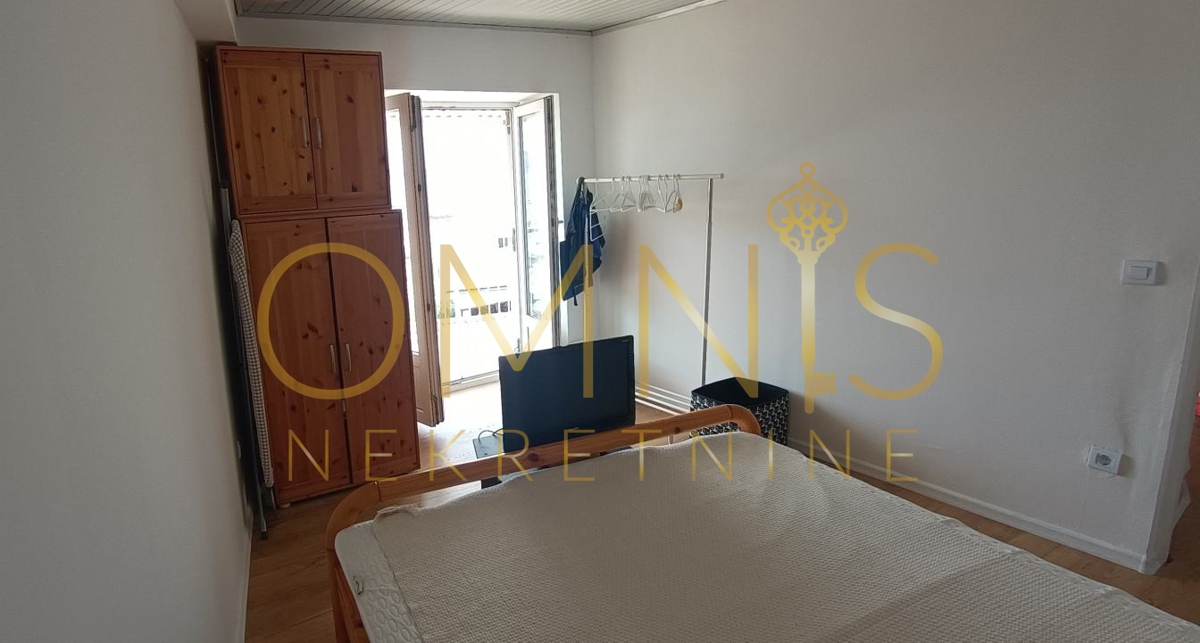 Novi Vinodolski – a 30 m dal mare, vista unica!