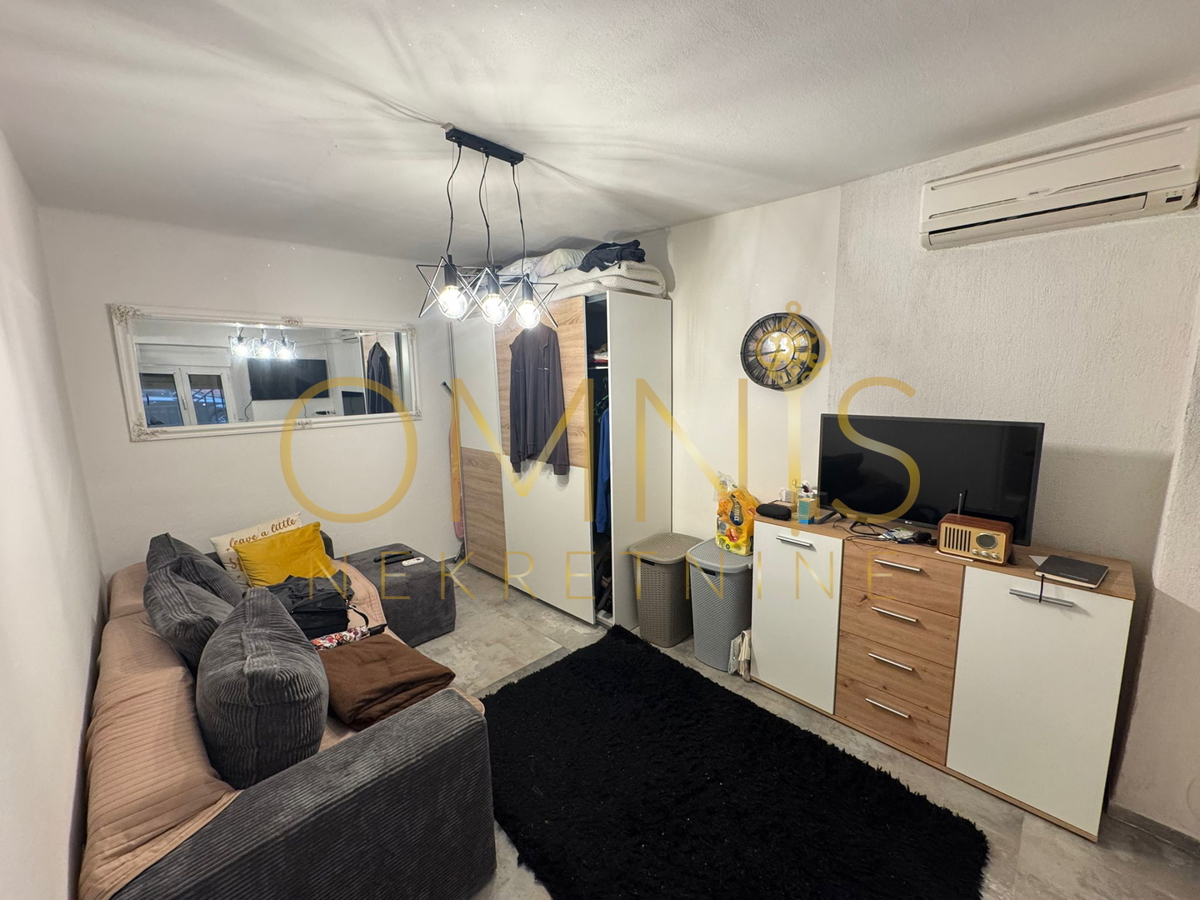 SRDOČI, APPARTAMENTO SU DUE LIVELLI (PIANO TERRA + SEMINTERRATO)