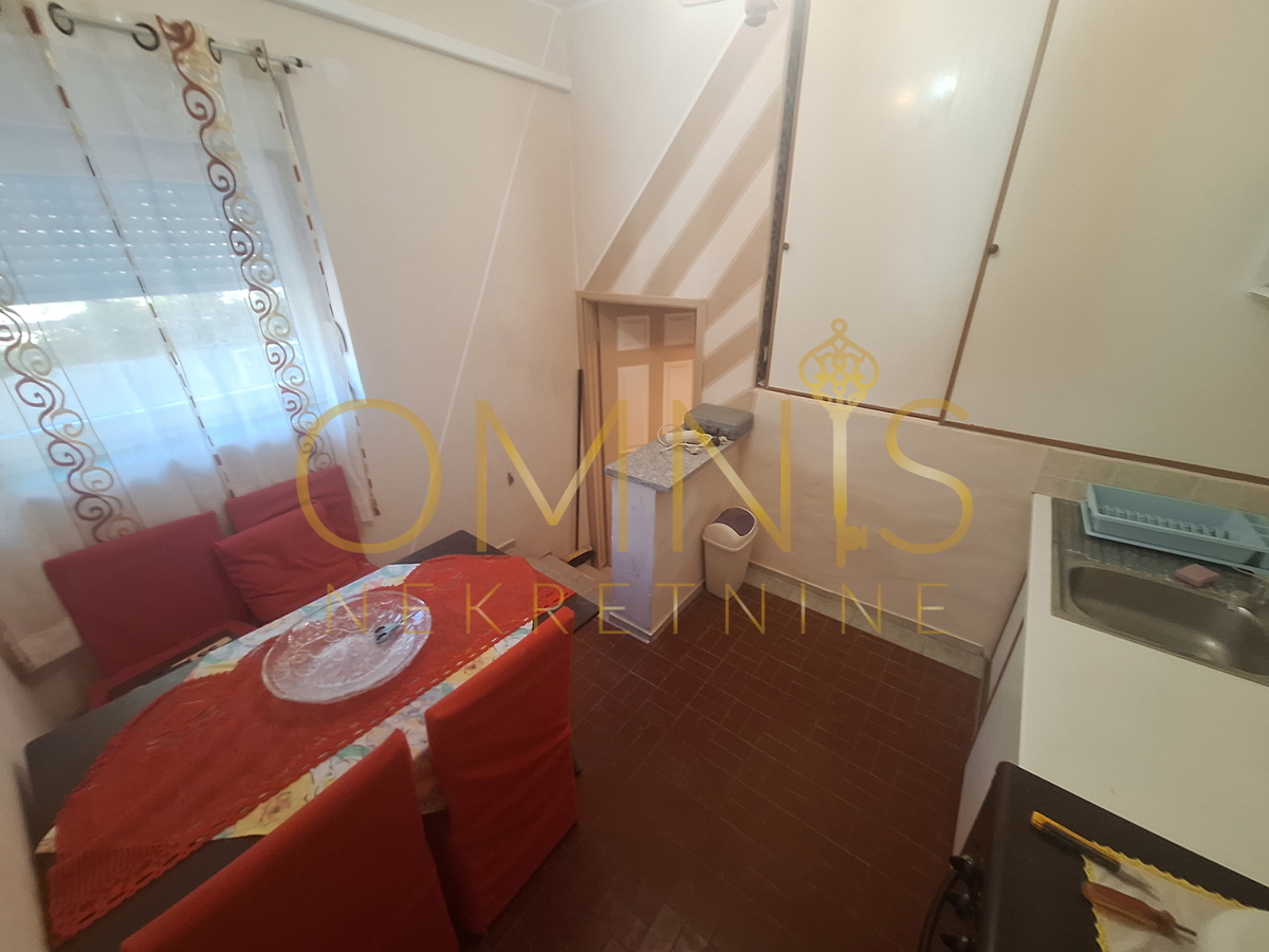 Ika, Oprić - 2 camere, giardino, parcheggio, vendita!